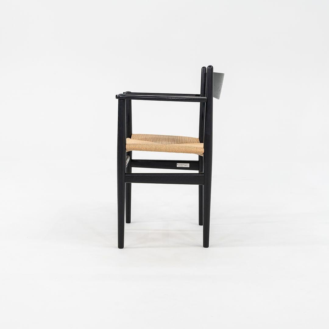 Esszimmerstuhl CH37 aus Eiche mit schwarzer natürlicher Papierkordel, Hans Wegner für Carl Hansen, 2022 (21. Jahrhundert und zeitgenössisch) im Angebot