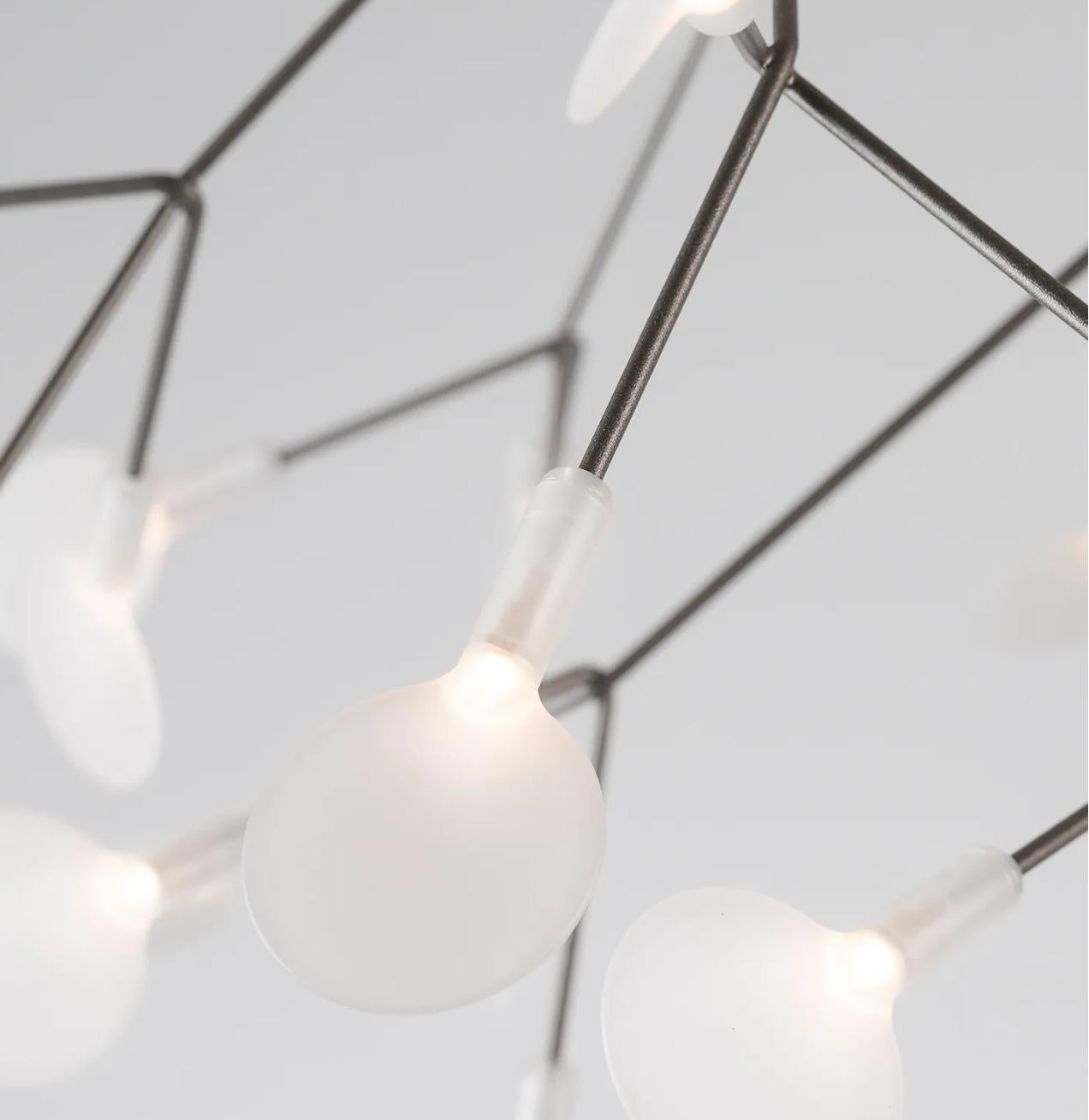 Olandese 2022 Heracleum II Lampada a sospensione grande in nichel di Bertjan Pot in vendita