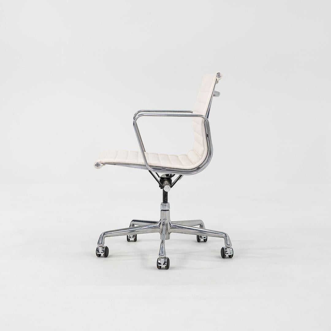 2022 Herman Miller Eames Aluminum Management Desk Chairs w/ Bristol Leather For Sale 1