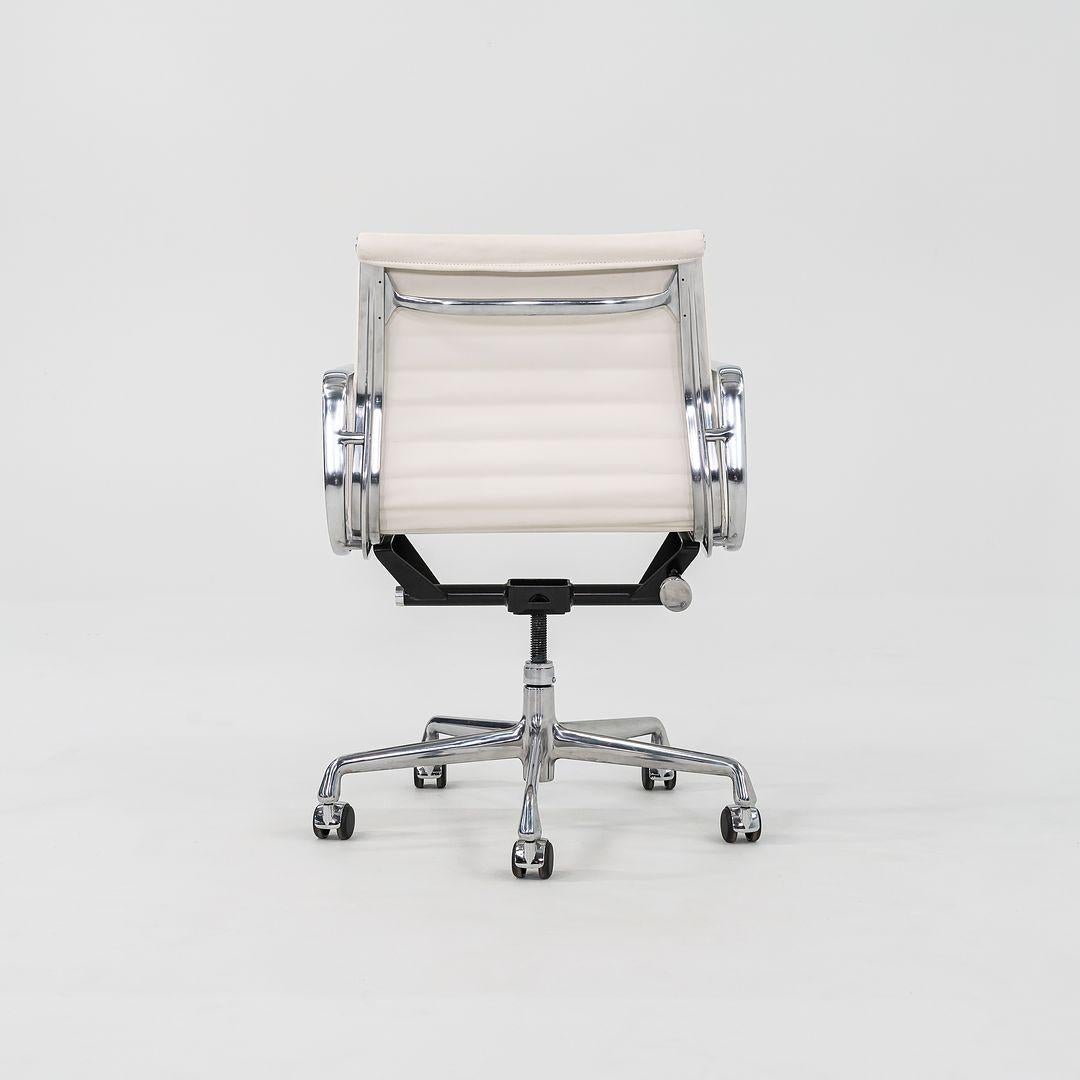 2022 Herman Miller Eames Aluminum Management Desk Chairs w/ Bristol Leather For Sale 3