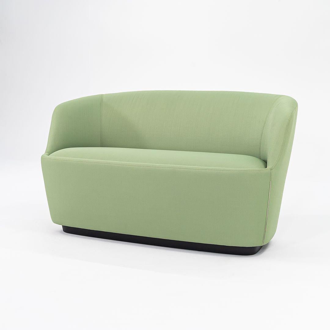 Schiuma 2022 Jasper Morrison per Cappellini Orla Divano piccolo a due posti in Greene & Greene in vendita