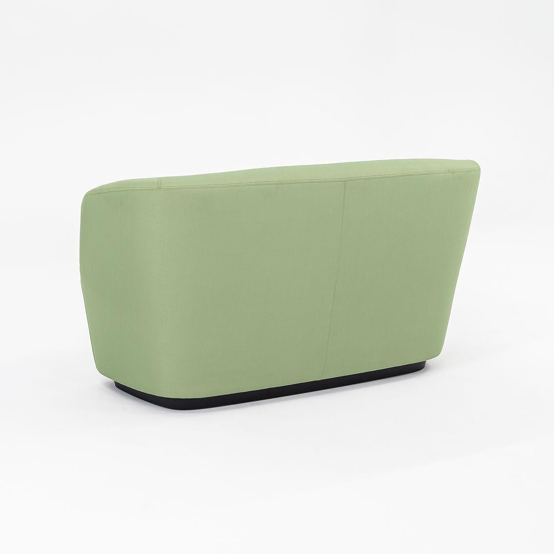 2022 Jasper Morrison per Cappellini Orla Divano piccolo a due posti in Greene & Greene in vendita 1