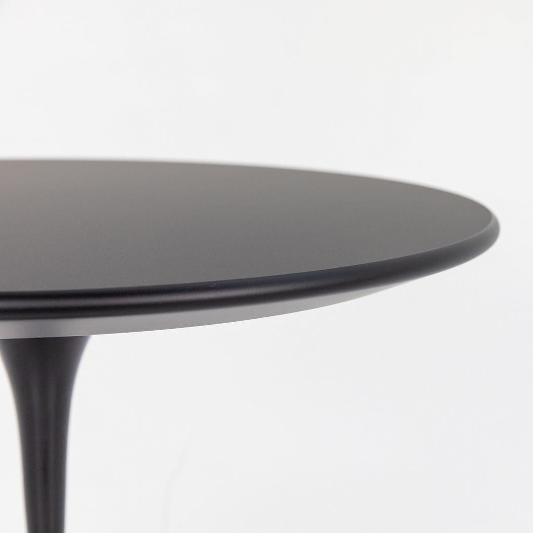 Américain 2022 Table d'appoint ronde à piédestal Saarinen Tulip avec plateau de 20