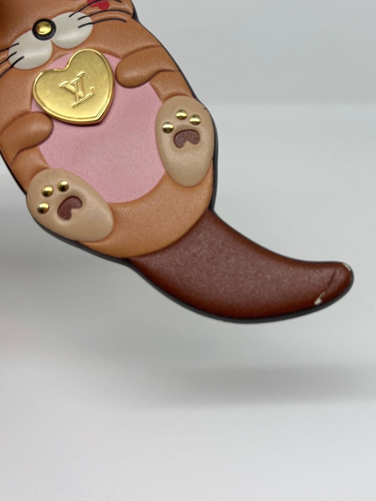 2022 Louis Vuitton Otter Bag Charm For Sale 2