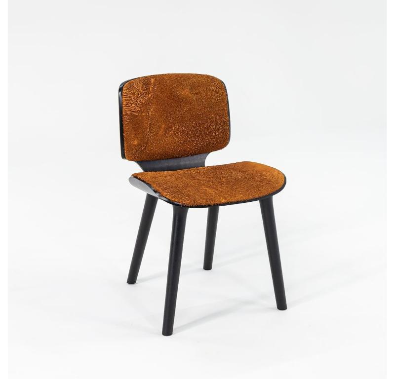 2022 Marcel Wanders for Moooi Nut Dining COM Fabric, Black and Orange For Sale 6