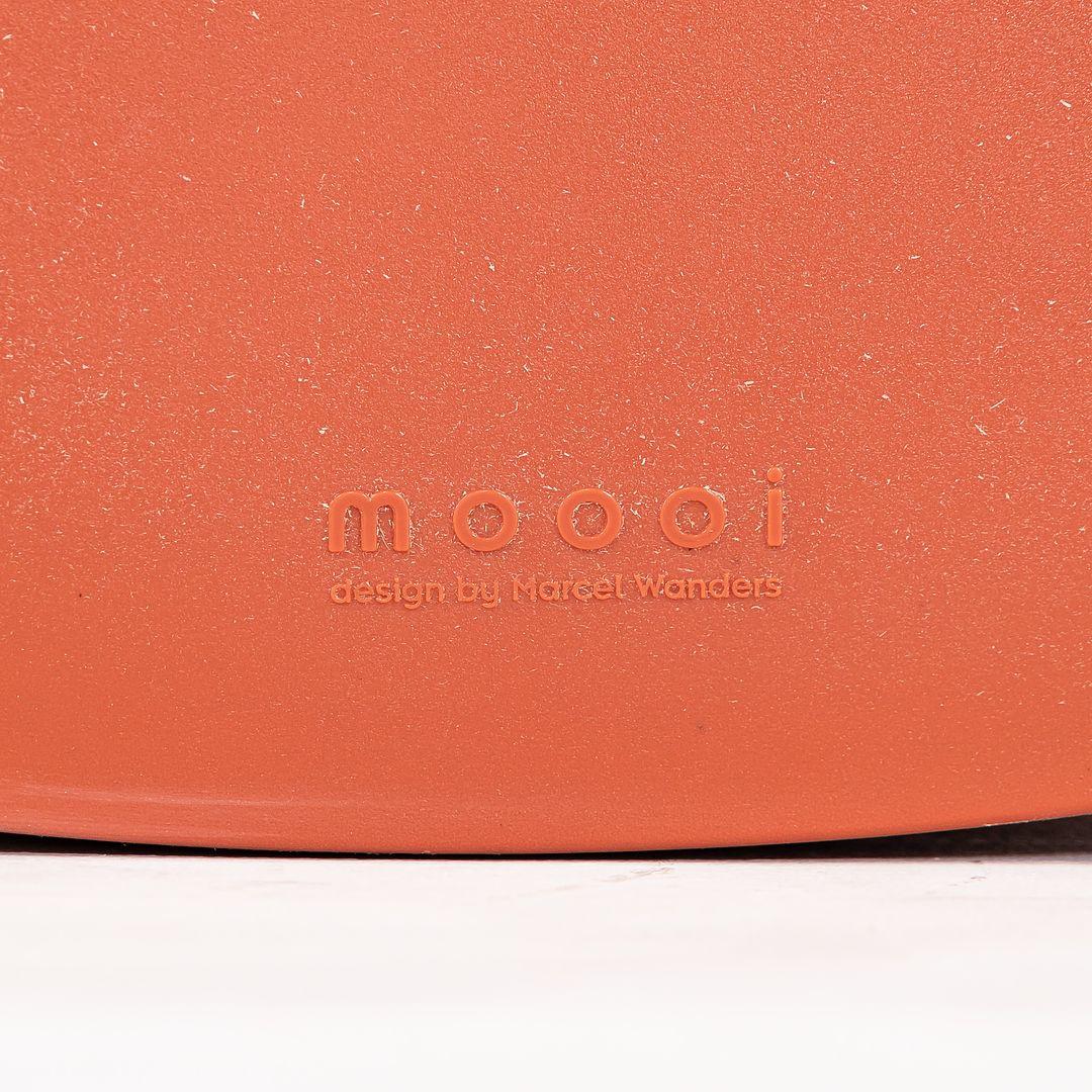 XXI secolo e contemporaneo 2022 Marcel Wanders per Moooi O. Sedia a dondolo in terracotta 2x Disponibile in vendita