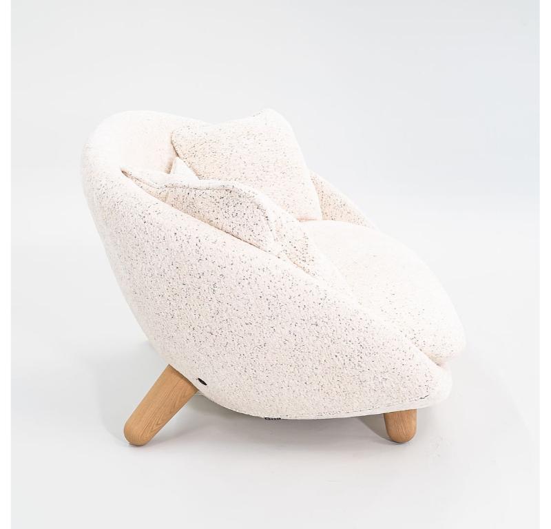 2022 Marcel Wanders Love Sofa / Loungesessel aus Eiche & Dodo Pavone Jacquard Weiß im Angebot 5