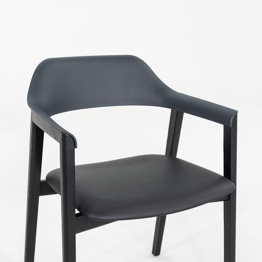 Cuir 2022 Michael Schneider pour CondeHouse Fauteuil de salle à manger Ten en cuir noir en vente