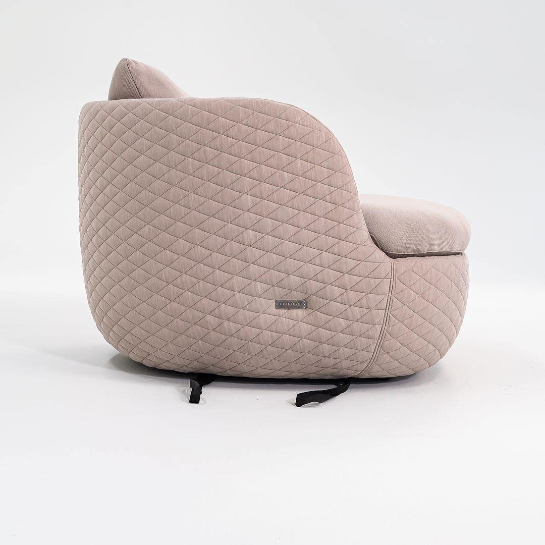 2022 Moooi Works + Bart Schilder für Moooi Bart Loungesessel aus beigem Stoff im Angebot 3