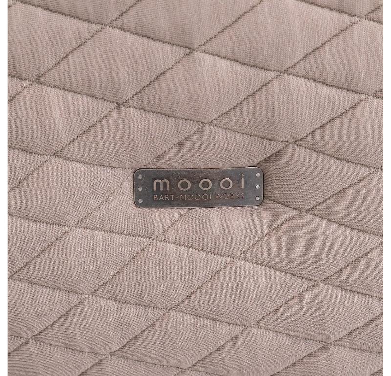 2022 Moooi Works + Bart Schilder für Moooi Bart Loungesessel aus beigem Stoff im Angebot 5