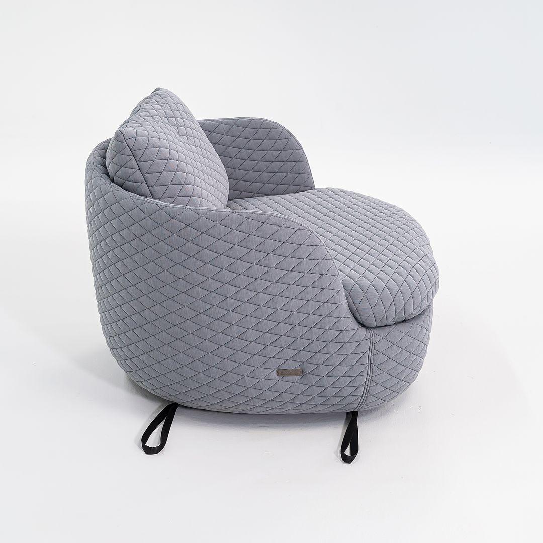 2022 Moooi Works + Bart Schilder für Moooi Bart Loungesessel aus grauem Stoff im Angebot 4
