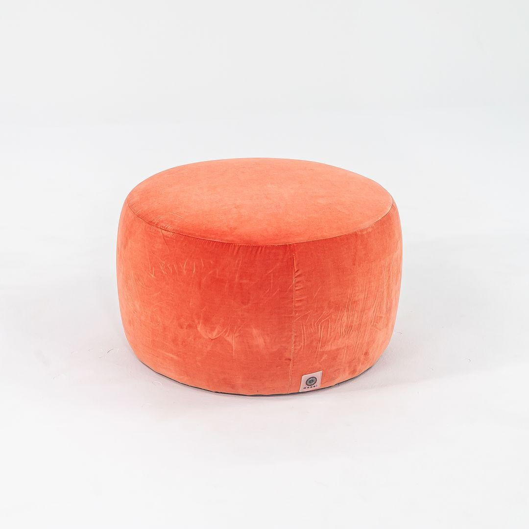 2022 MOOOI Works for MOOOI Pooof Ottoman/Stool Seat in Harald 3, 543 en vente 4