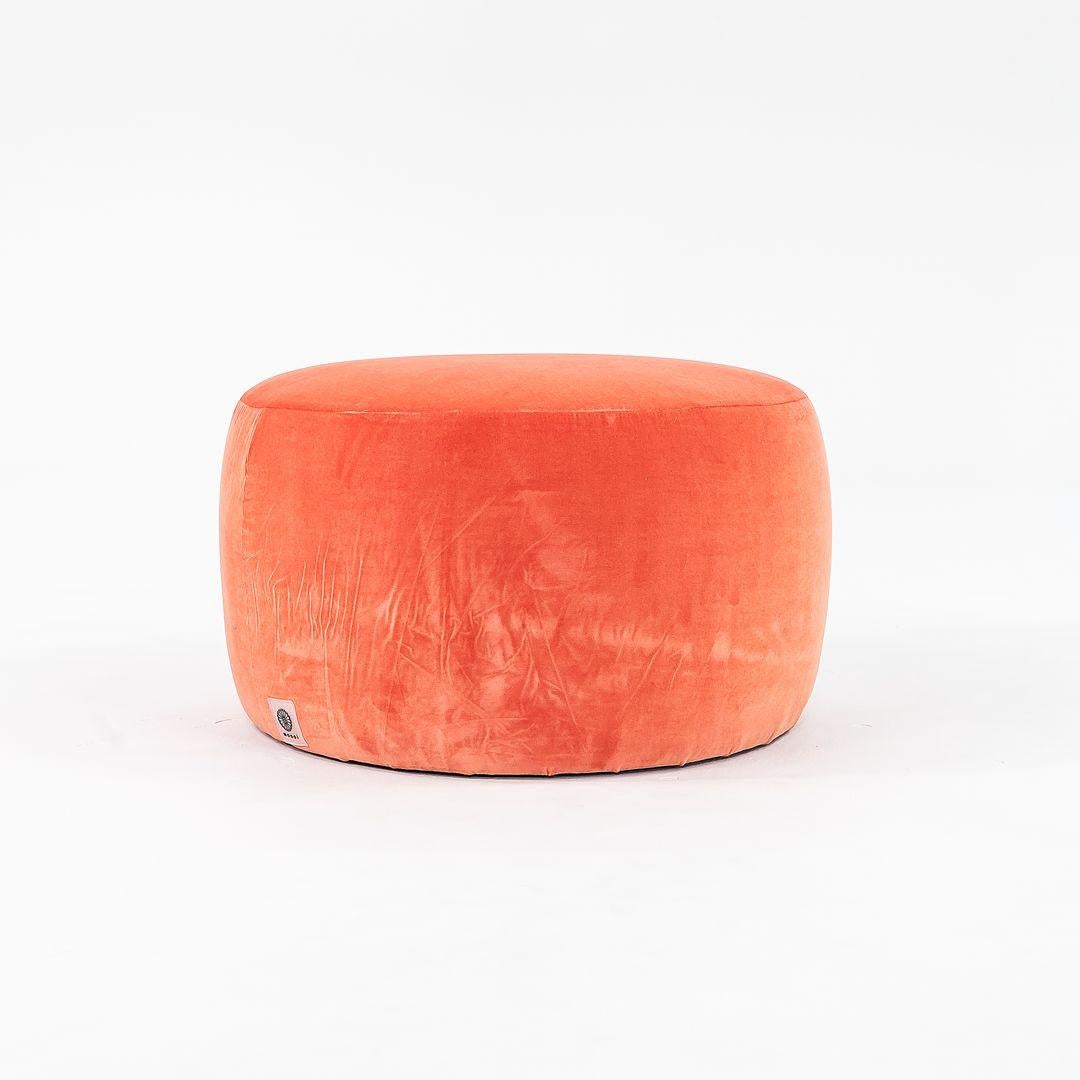 2022 MOOOI Works for MOOOI Pooof Ottoman/Stool Seat in Harald 3, 543 Excellent état - En vente à Philadelphia, PA