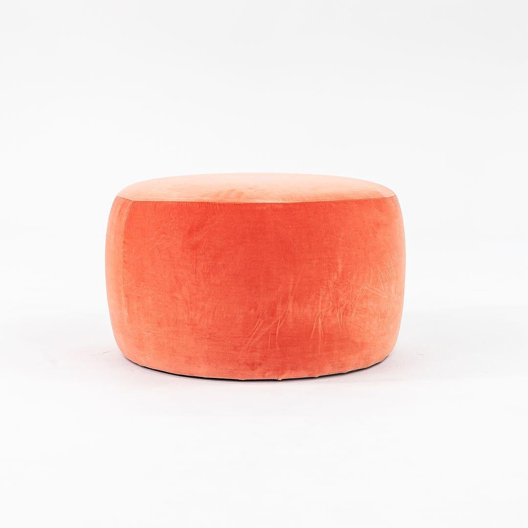 2022 MOOOI Works for MOOOI Pooof Ottoman/Stool Seat in Harald 3, 543 en vente 2