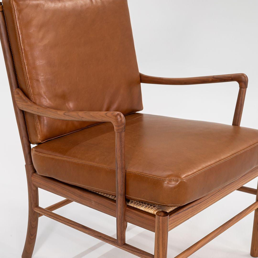 2022 Ole Wanscher per Carl Hansen OW149 Sedia e ottomana Colonial in Noce in vendita 4