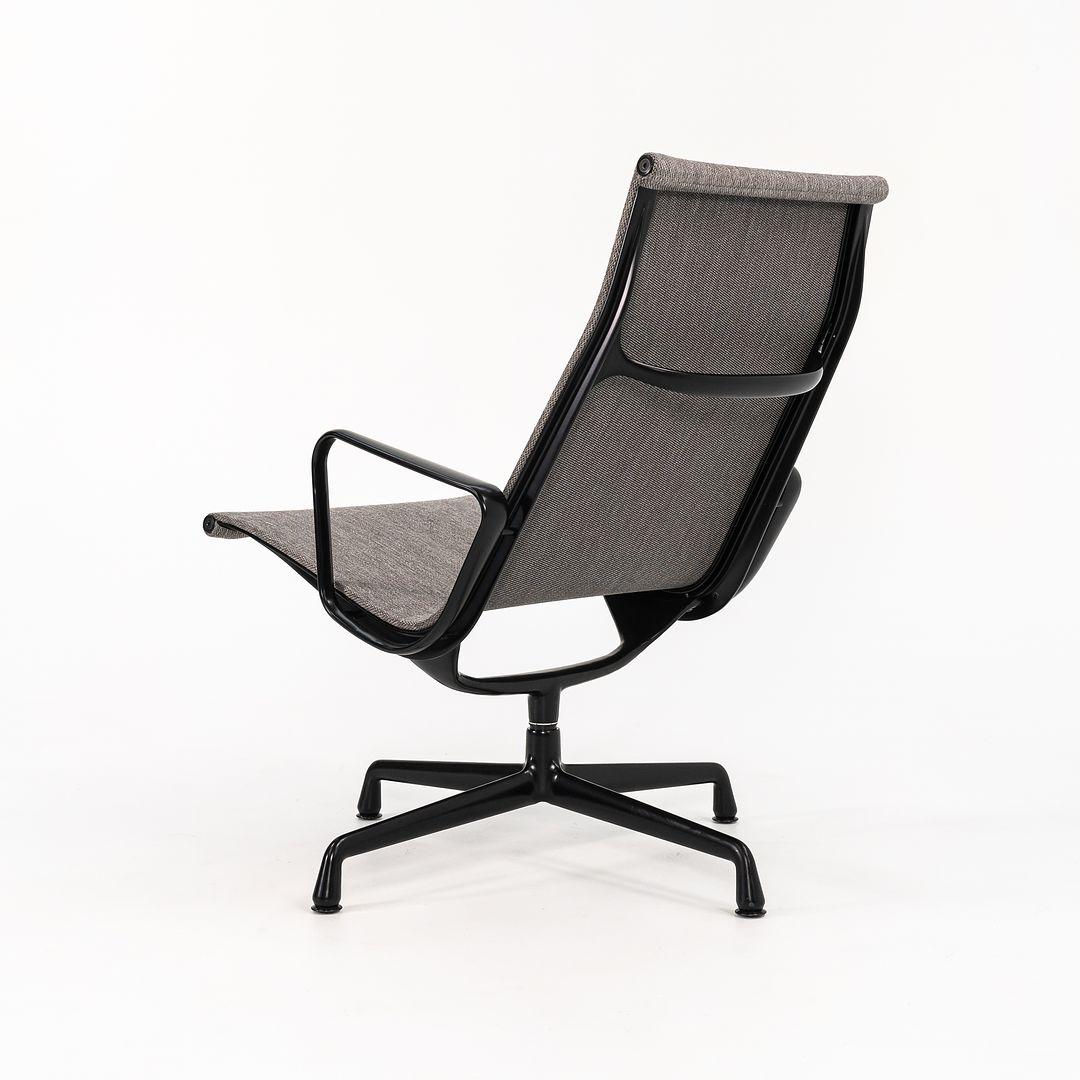 2022 Pareja Herman Miller Grupo Eames de aluminio Sillas de exterior Gris / Negro en venta 4