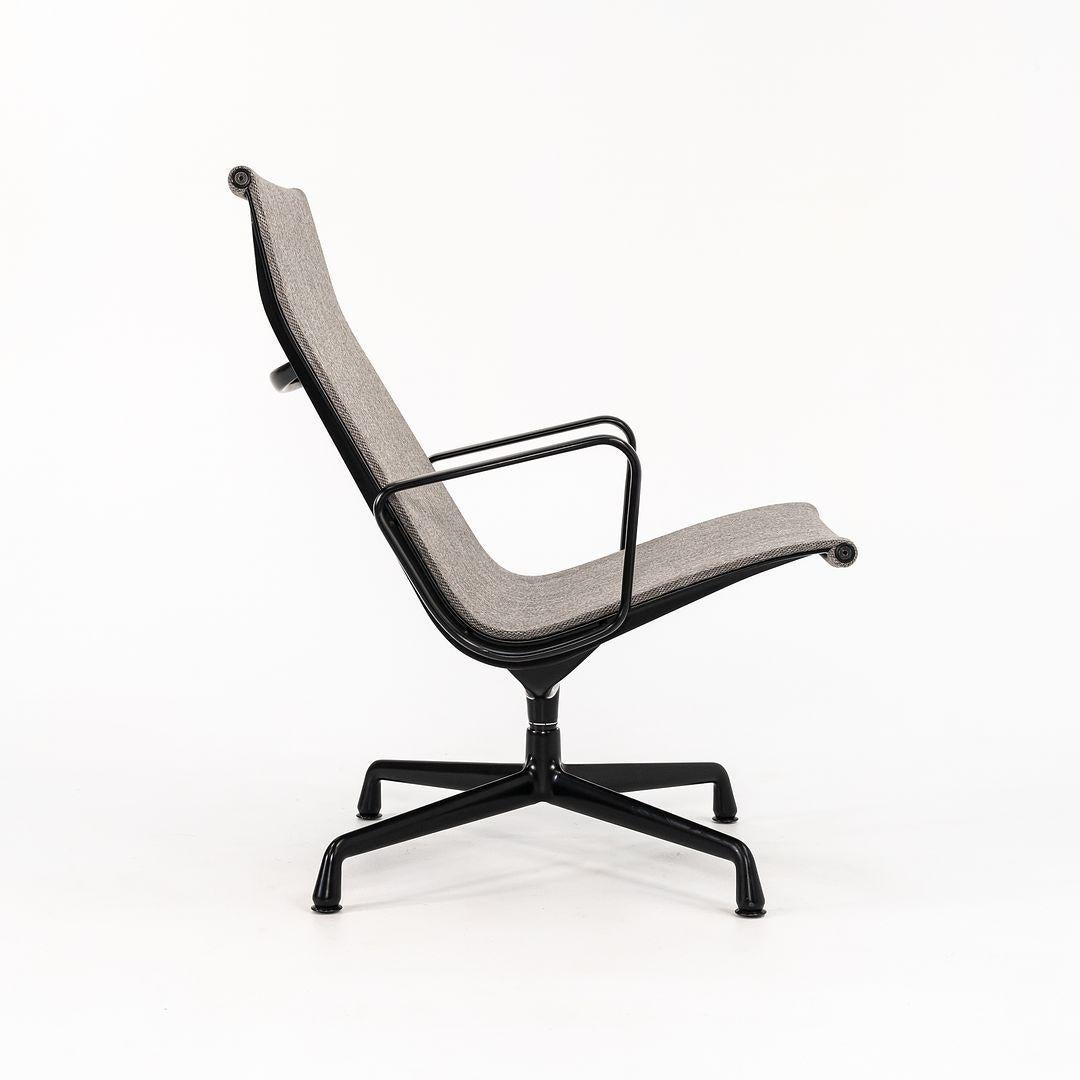 2022 Pareja Herman Miller Grupo Eames de aluminio Sillas de exterior Gris / Negro Moderno en venta