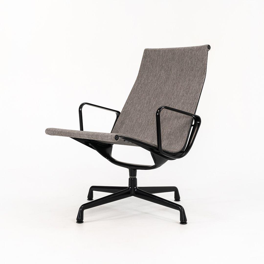 2022 Pareja Herman Miller Grupo Eames de aluminio Sillas de exterior Gris / Negro en venta 1