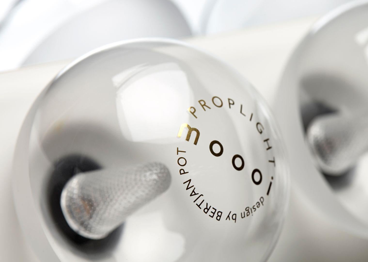 Moderno 2022 Lampada a sospensione a luce diffusa doppia orizzontale 2000K UL di Bertjan Pot per Moooi in vendita