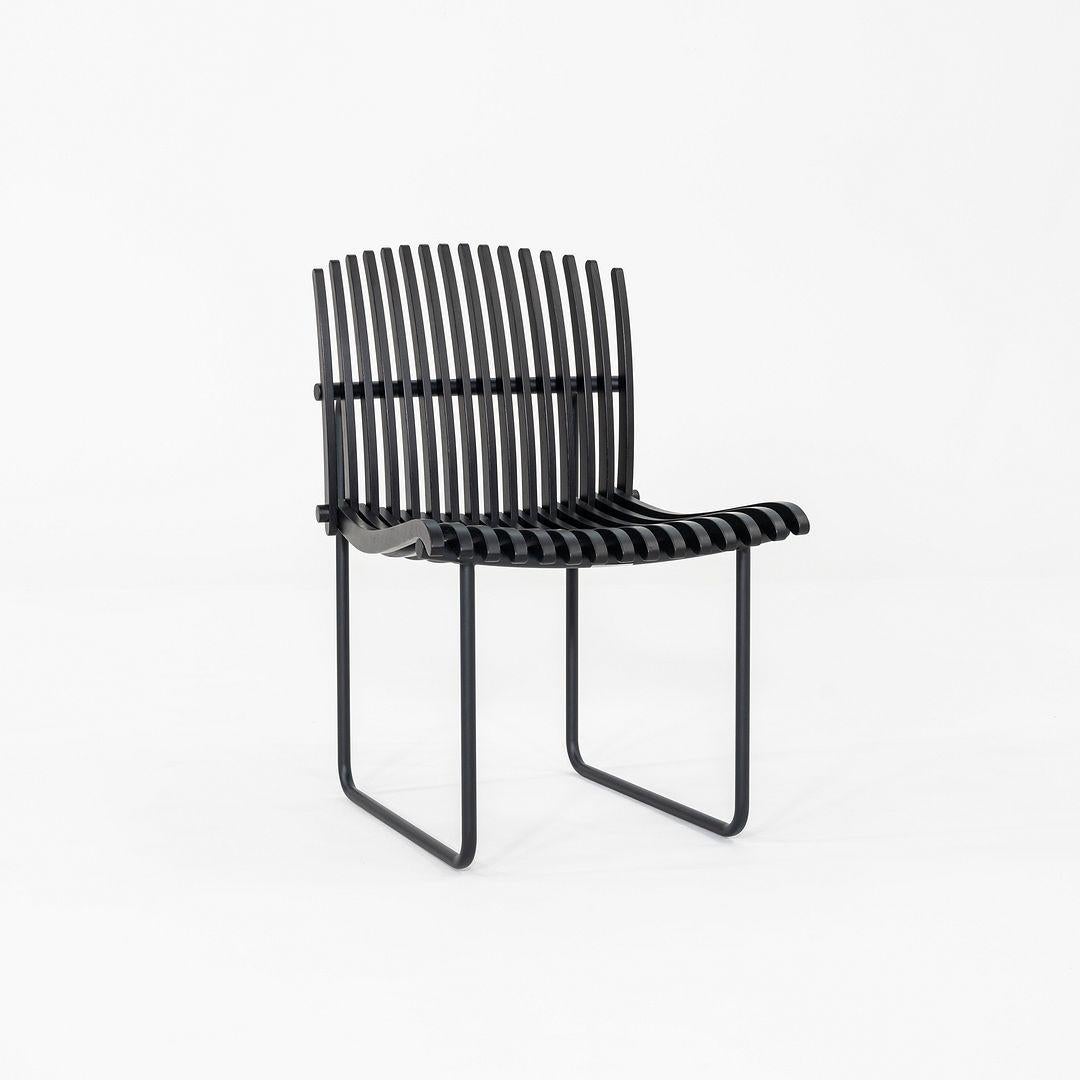 2022 Richard Schultz para CondeHouse Silla de listones de madera ebonizada y aluminio en venta 4