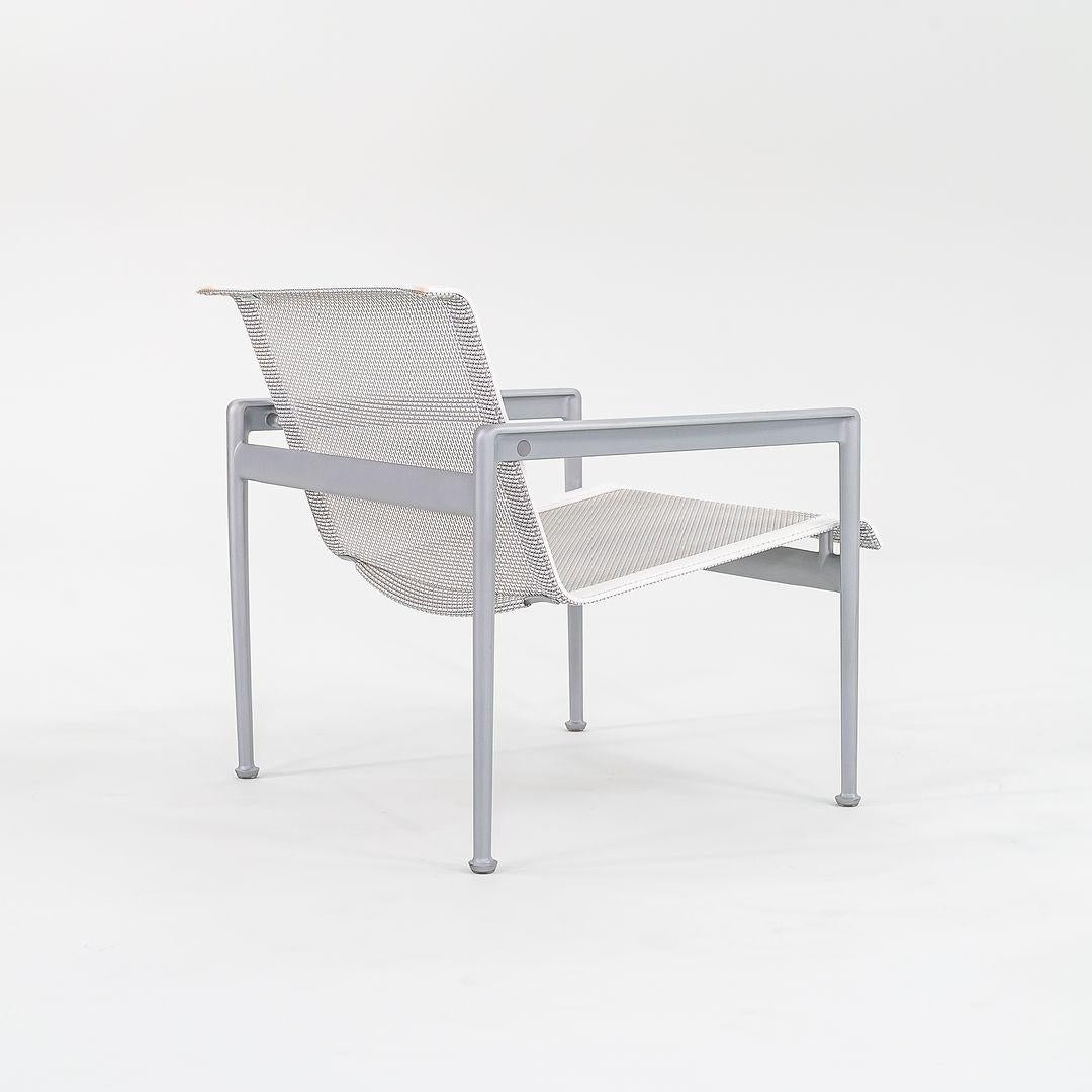 2022 A. Richard Schultz per Knoll 1966 Lounge Chair con struttura in alluminio in vendita 1