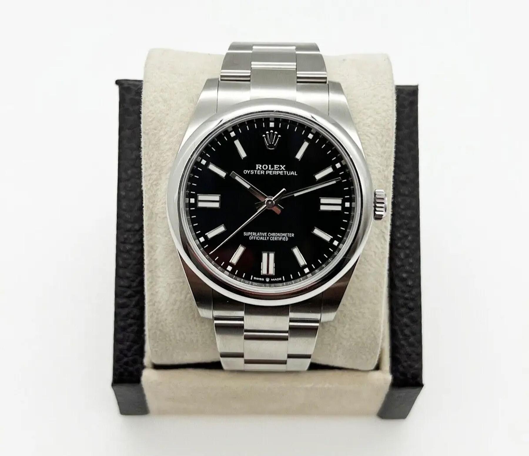 2022 Rolex 124300 41mm Oyster Perpetual Black Dial Stainless Steel Box Papers In Excellent Condition For Sale In San Diego, CA