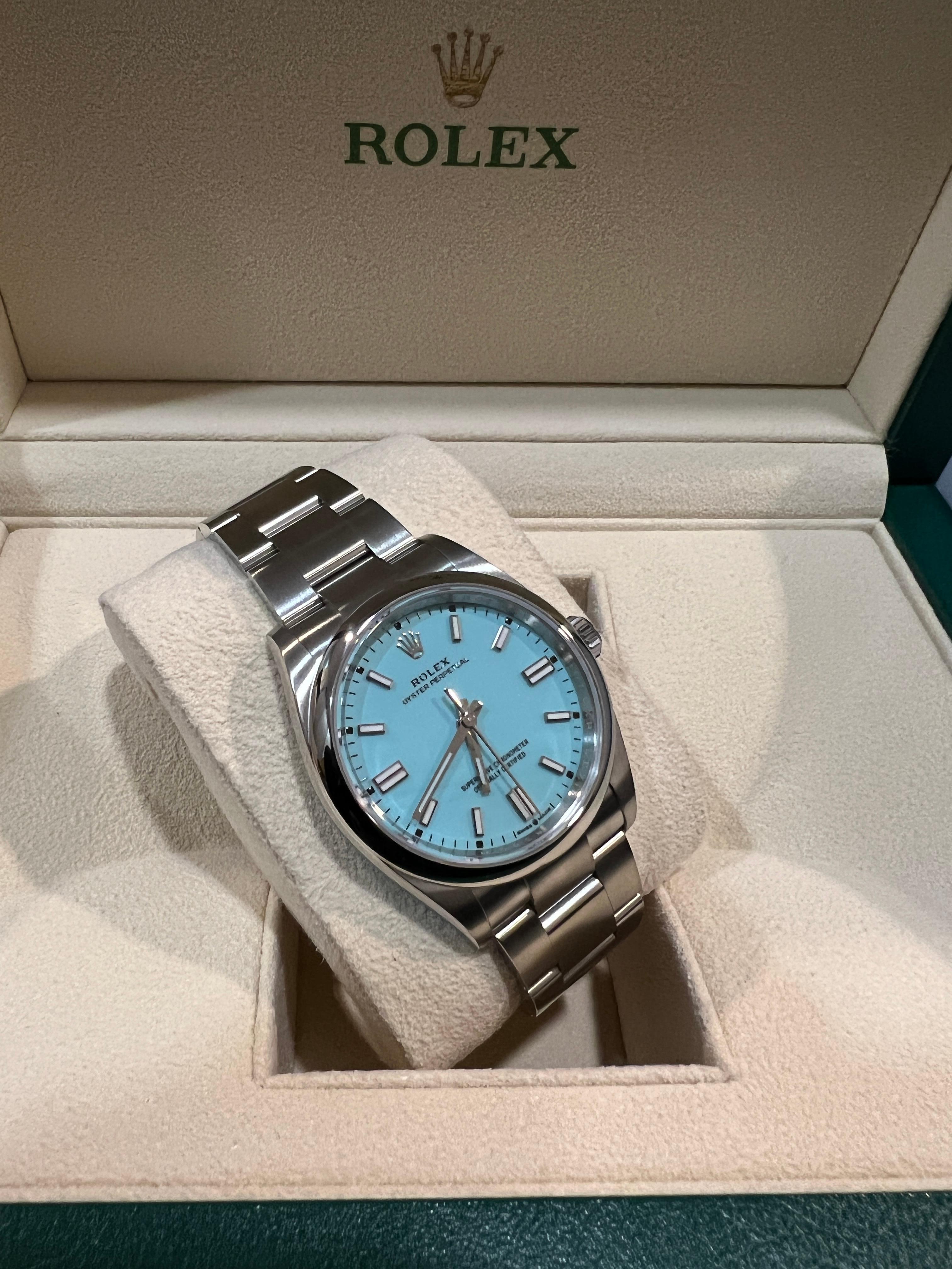 Women's or Men's 2022 Rolex Oyster Perpetual 126000 Tiffany Blue For Sale