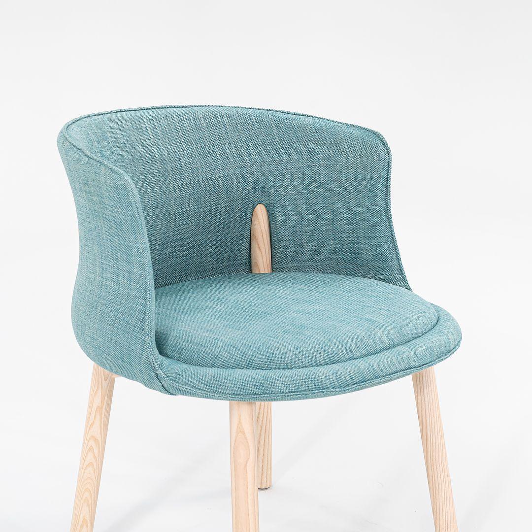 Contemporary 2022 Set of Four Nendo for Cappellini Peg Arm Chairs in Grit 14 w/ Bleached Ash For Sale
