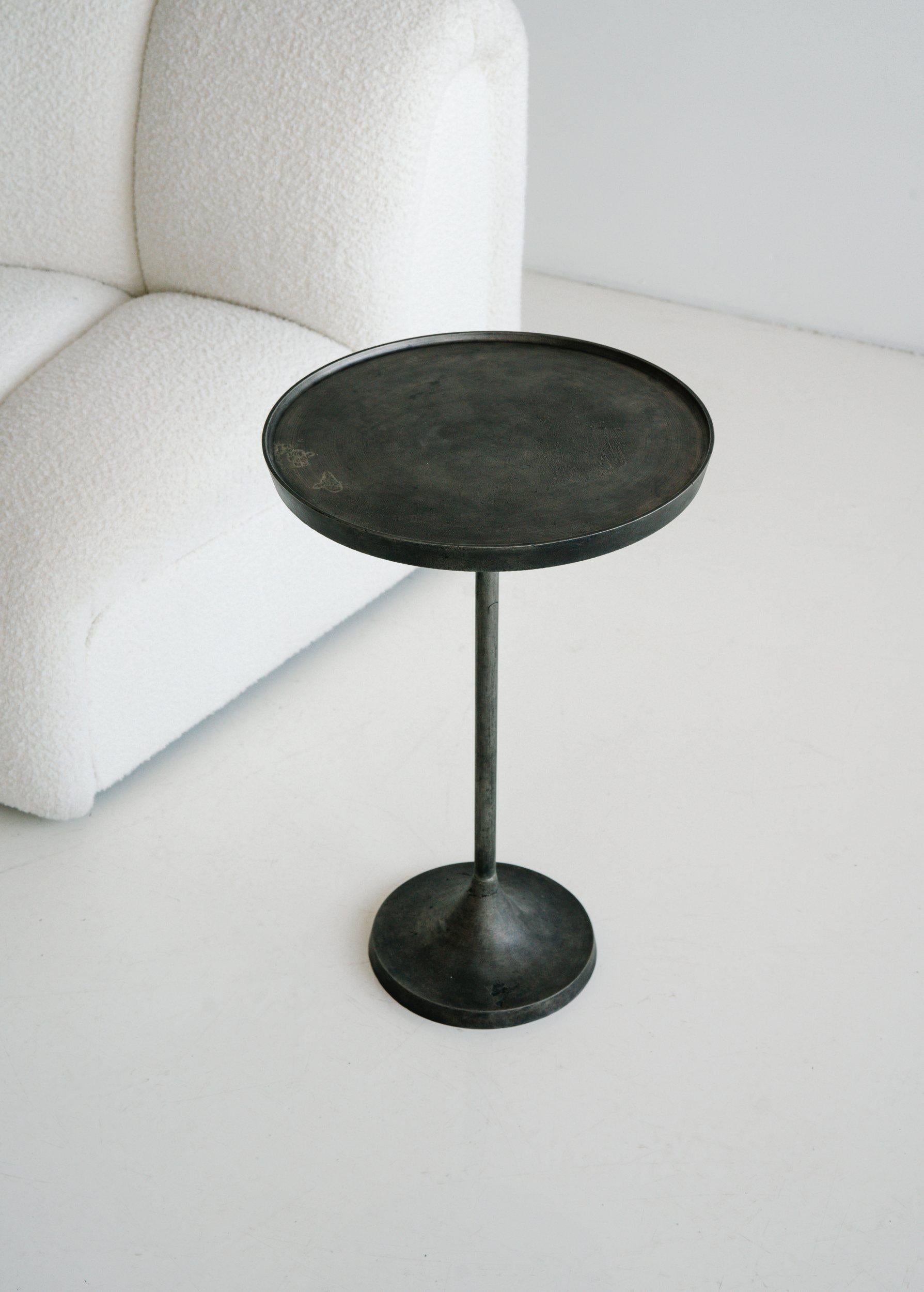 Just Where You Need It Table (cast metal) In New Condition In Chicago, IL