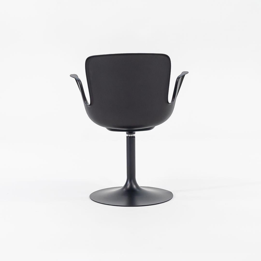 2022 Werner Aisslinger per Cappellini Poltrona Juli in plastica con base a colonna in vendita 2