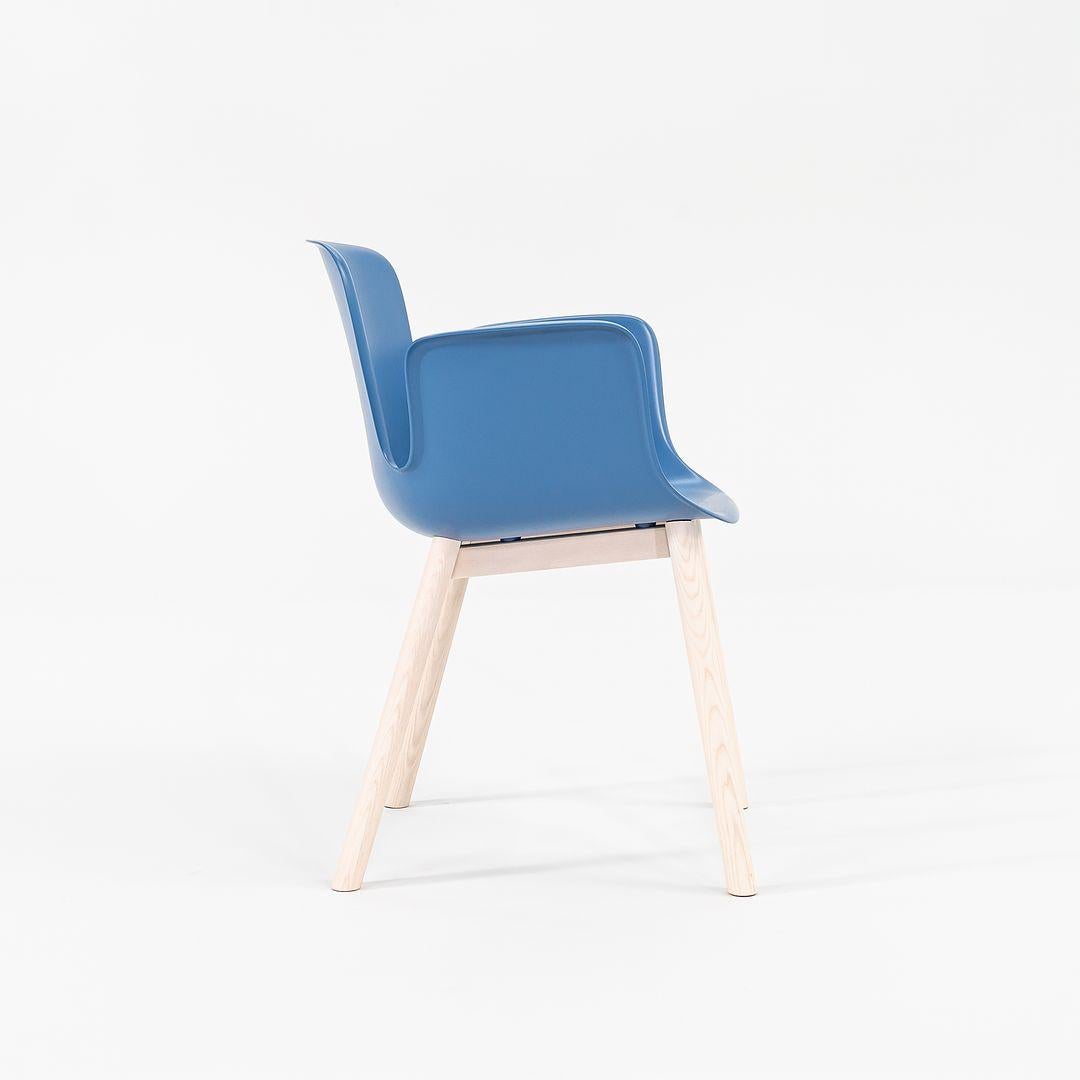 2022 Werner Aisslinger for Cappellini Juli Plastic Chair in Blue with Wood Legs For Sale 1