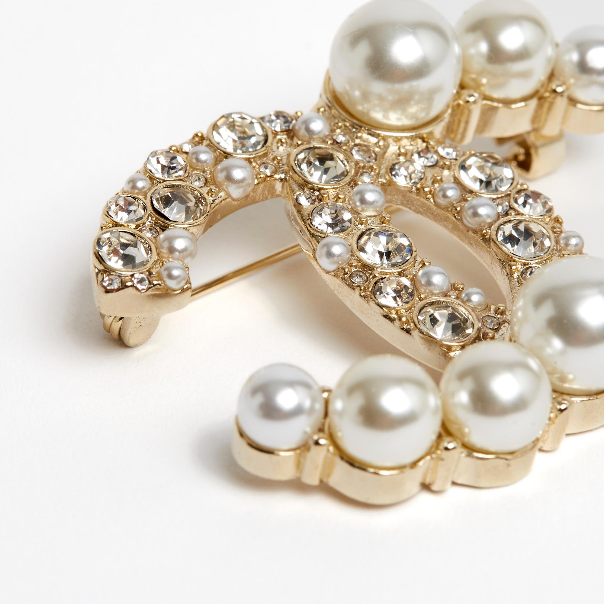 pearl chanel brooch