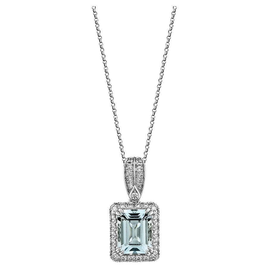 2.02 Carat Aquamarine Pendant in 18Karat White Gold with White Diamond. For Sale