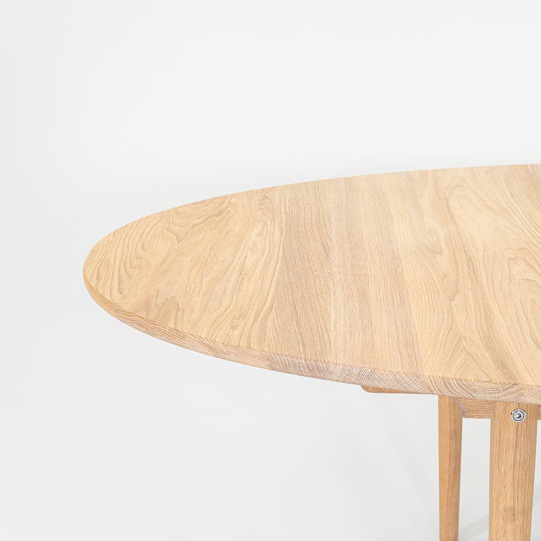 2023 Carl Hansen CH339 Esstisch von Hans Wegner in Eiche Weißöl 115 x 240 cm (Dänisch) im Angebot