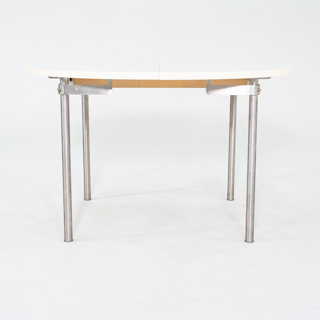 Danois Table de salle à manger CH388 en stratifié blanc Carl Hansen 2023 en vente