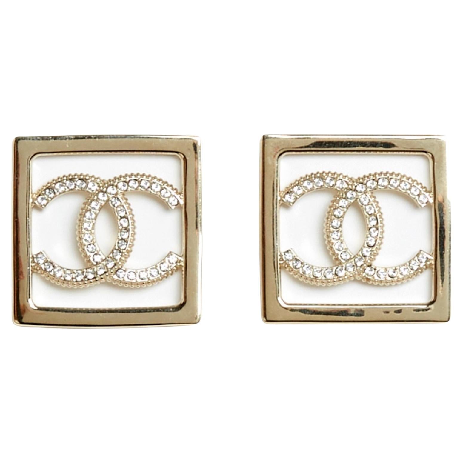 2023 Chanel Jumbo Earrings studs Golden CC in square For Sale
