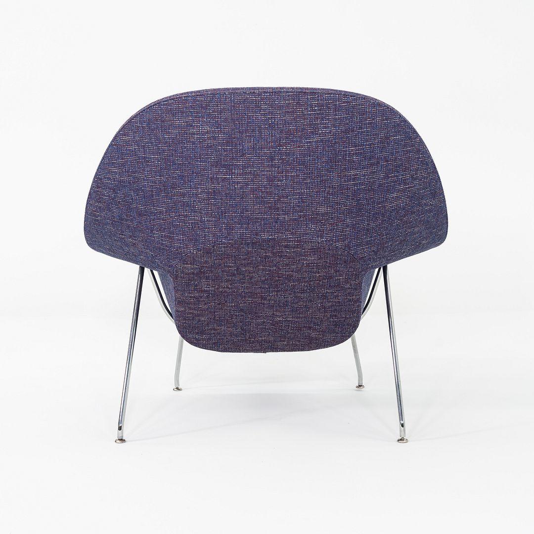 Eero Saarinen für Knoll Womb, Loungesessel in lila Stoff, 2023 (amerikanisch) im Angebot