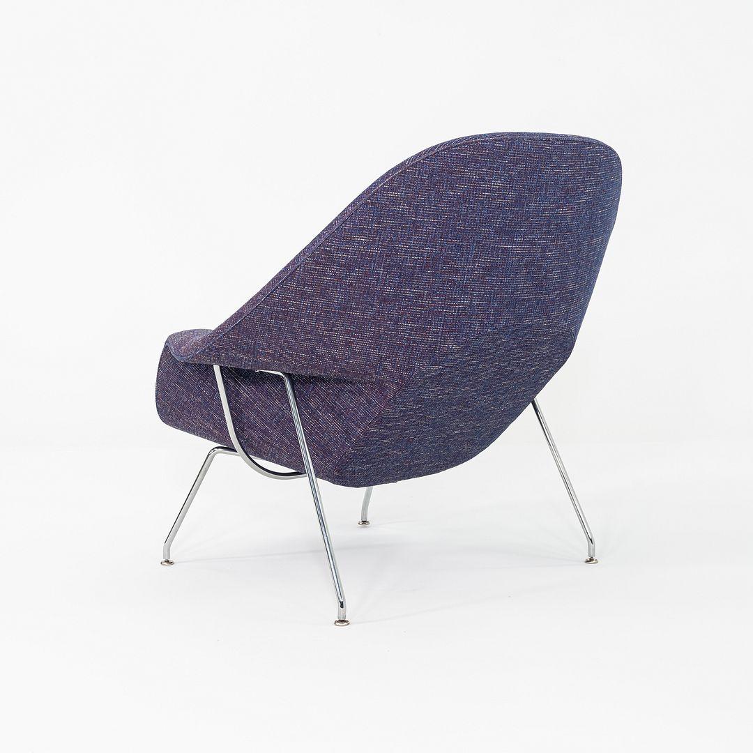 Eero Saarinen für Knoll Womb, Loungesessel in lila Stoff, 2023 im Angebot 2