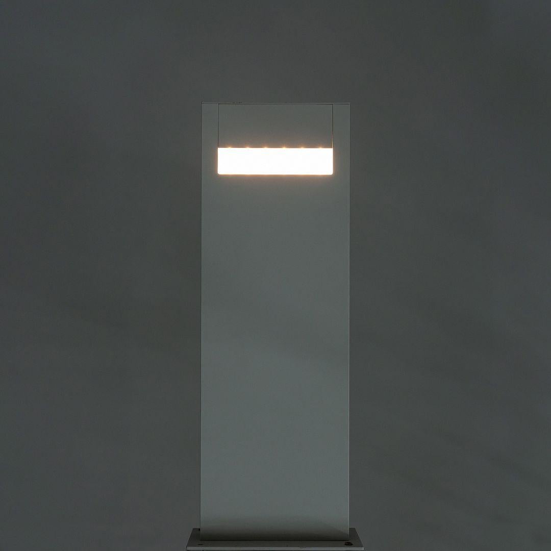 2023 Ernesto Gismondi for Artemide Nuda 50 Dual Side LED 3000K Floor Lamp For Sale 3