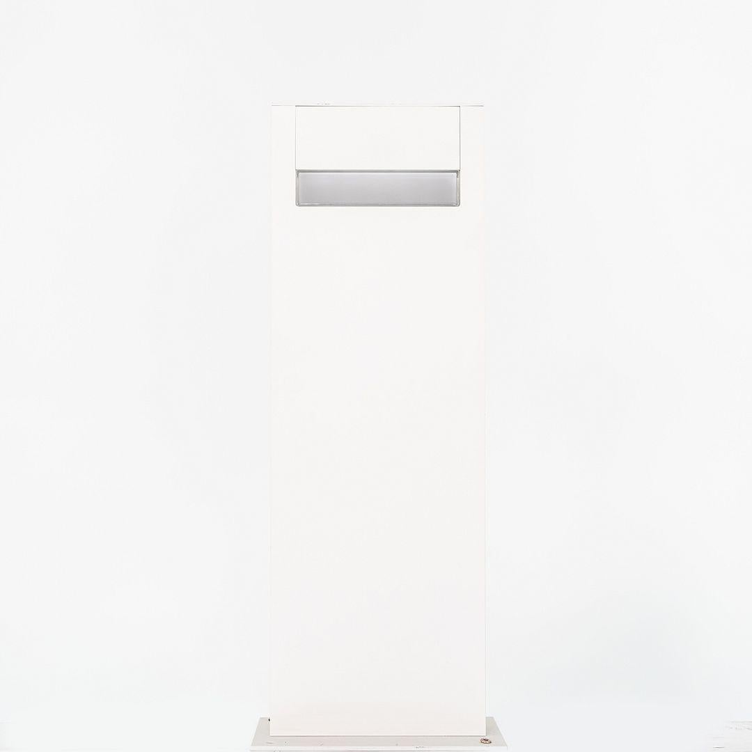 Modern 2023 Ernesto Gismondi for Artemide Nuda 50 Dual Side LED 3000K Floor Lamp For Sale