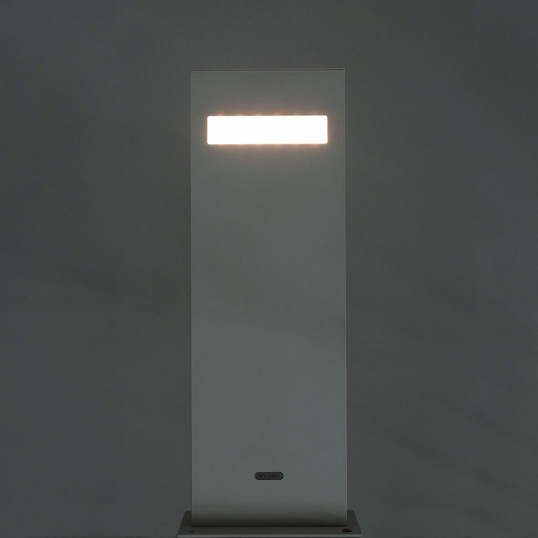 2023 Ernesto Gismondi for Artemide Nuda 50 Dual Side LED 3000K Floor Lamp For Sale 2