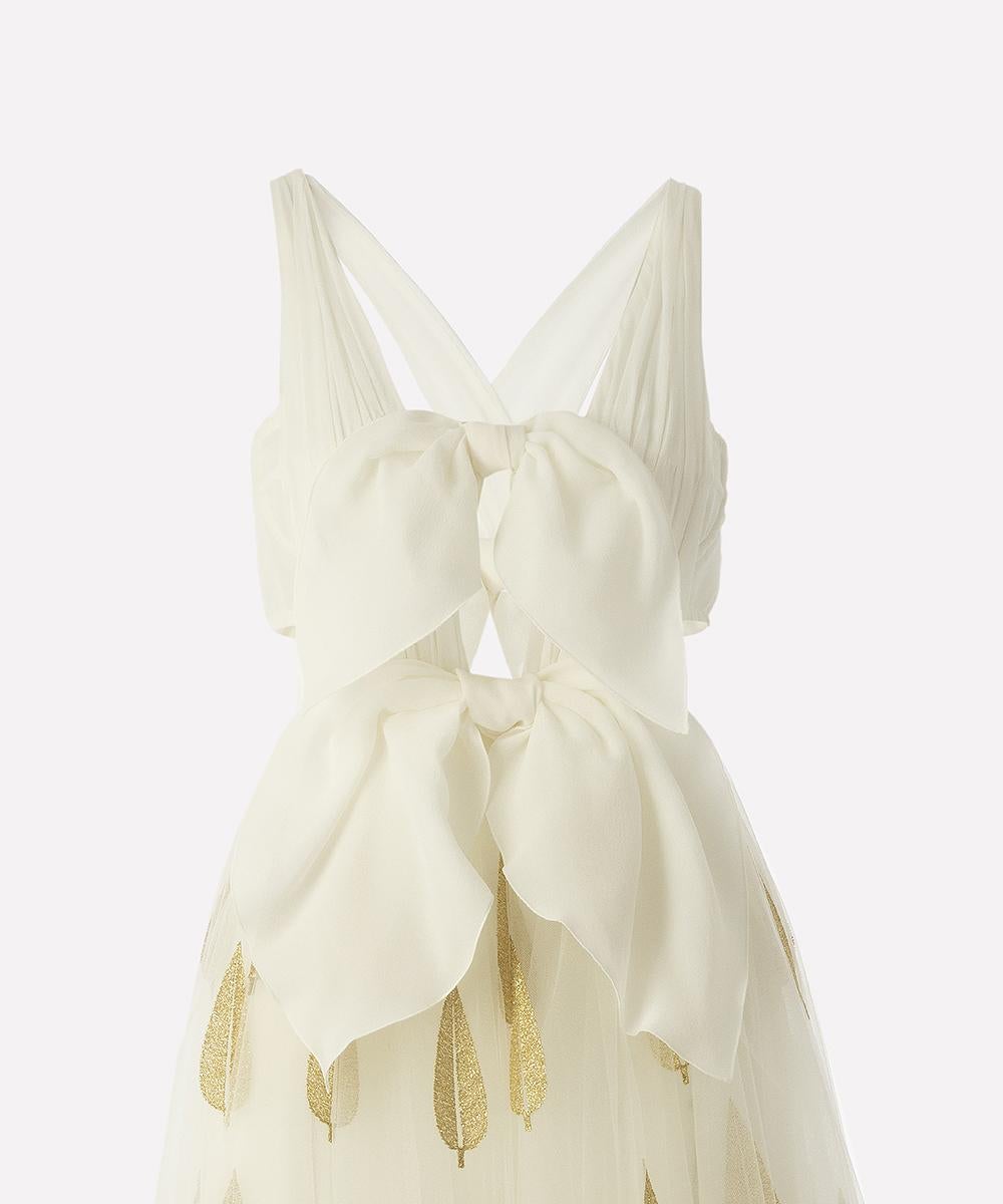 2023 Giambattista Valli Runway Bow Bodice White Dress with Tulle Skirt In Excellent Condition For Sale In London, GB