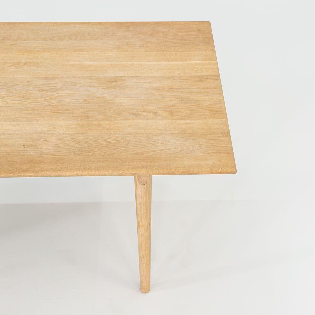 2023 Hans Wegner for Carl Hansen CH327 Table de salle à manger en chêne blanc huilé 75 pouces en vente 3