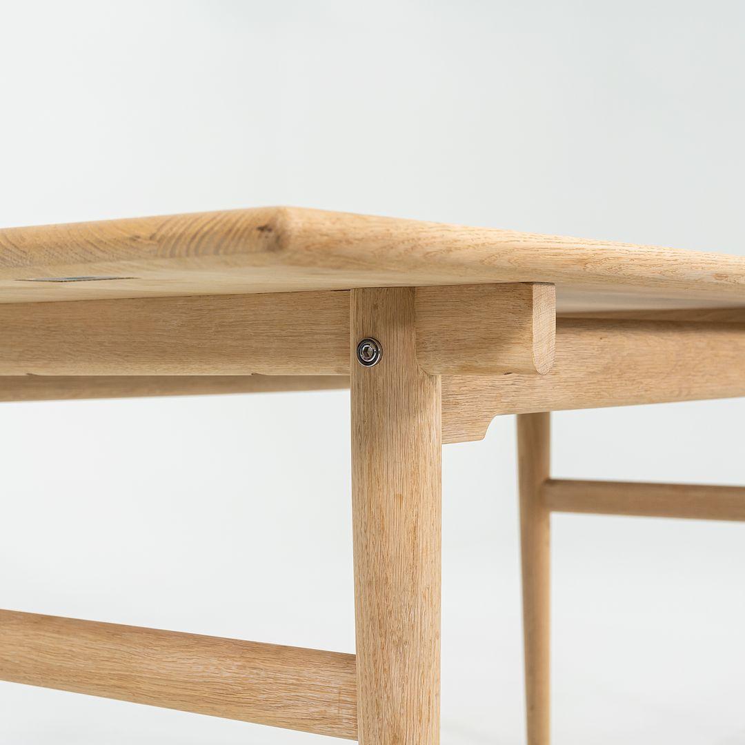 2023 Hans Wegner for Carl Hansen CH327 Table de salle à manger en chêne blanc huilé 75 pouces en vente 2