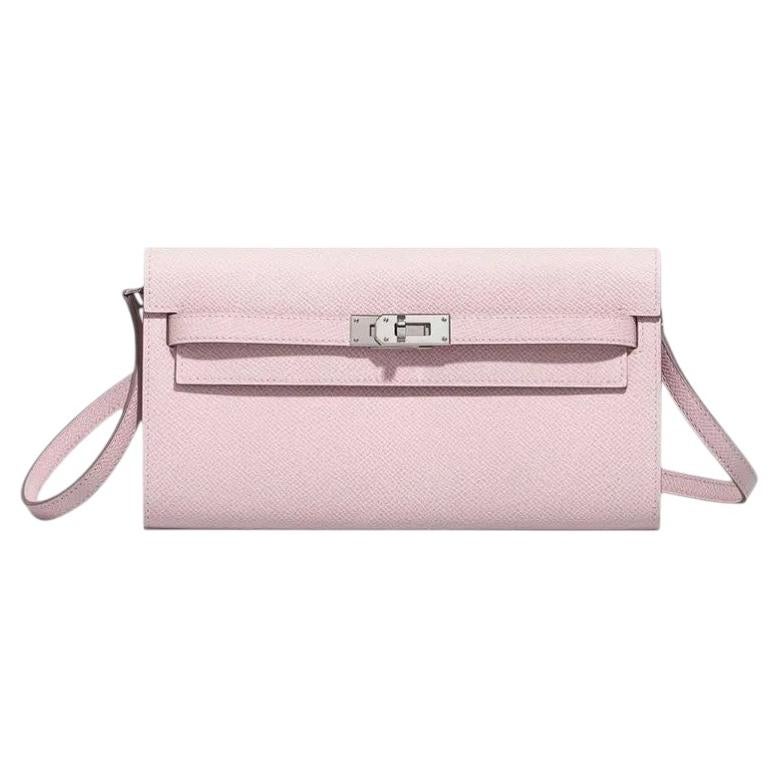 2023 Hermès Kelly to Go Epsom Pale Pink leather palladium hardware For Sale