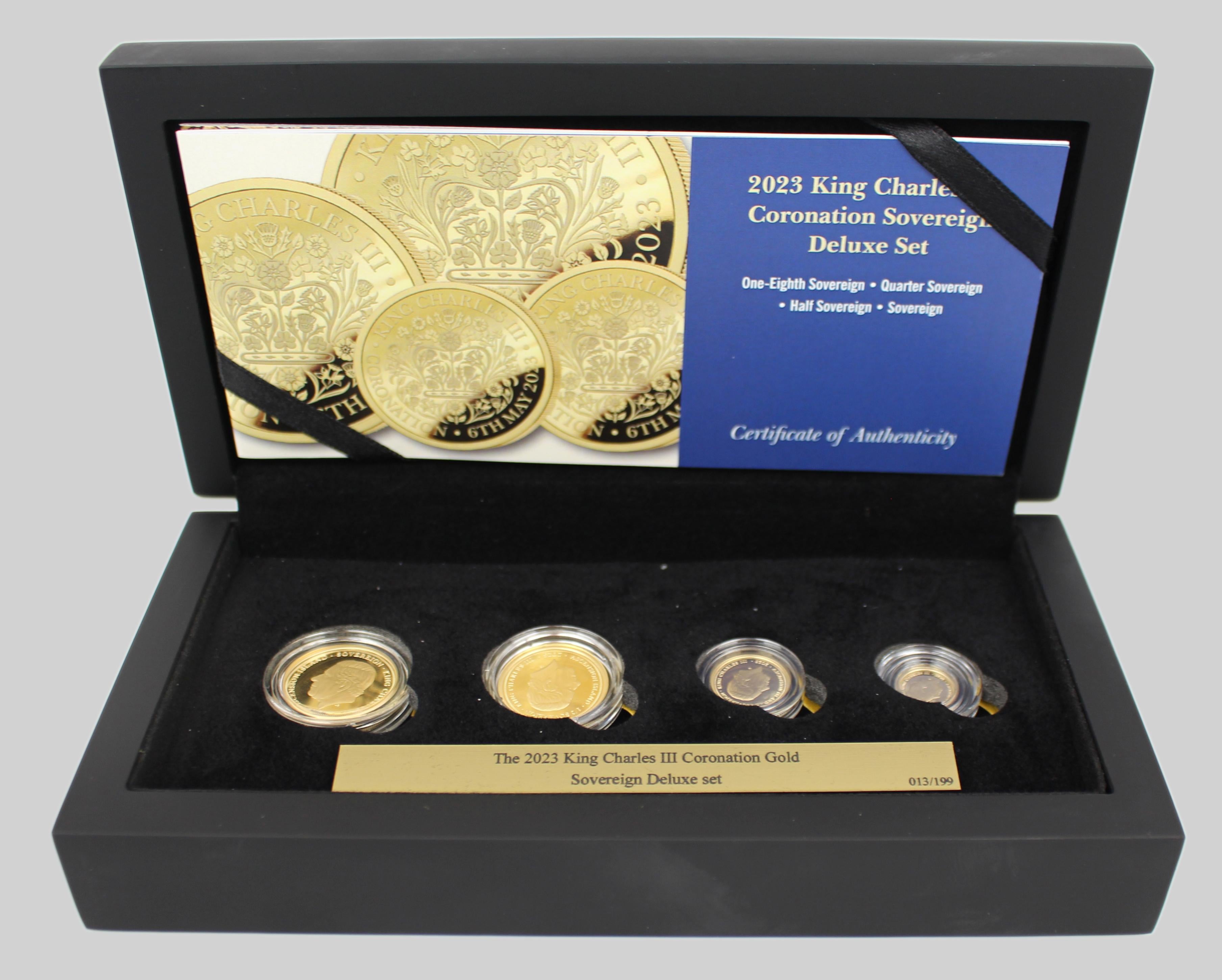 2023 Sovrana d'oro a prova di incoronazione di Charles III - Edizione limitata
Paese: Isola di Ascensione
Emittente: Hattons of London
Metallo: Oro 22 carati
Peso totale: Circa 14,98 g lordi (circa 13,73 g di oro fino)
Finitura: Prova
Edizione:
