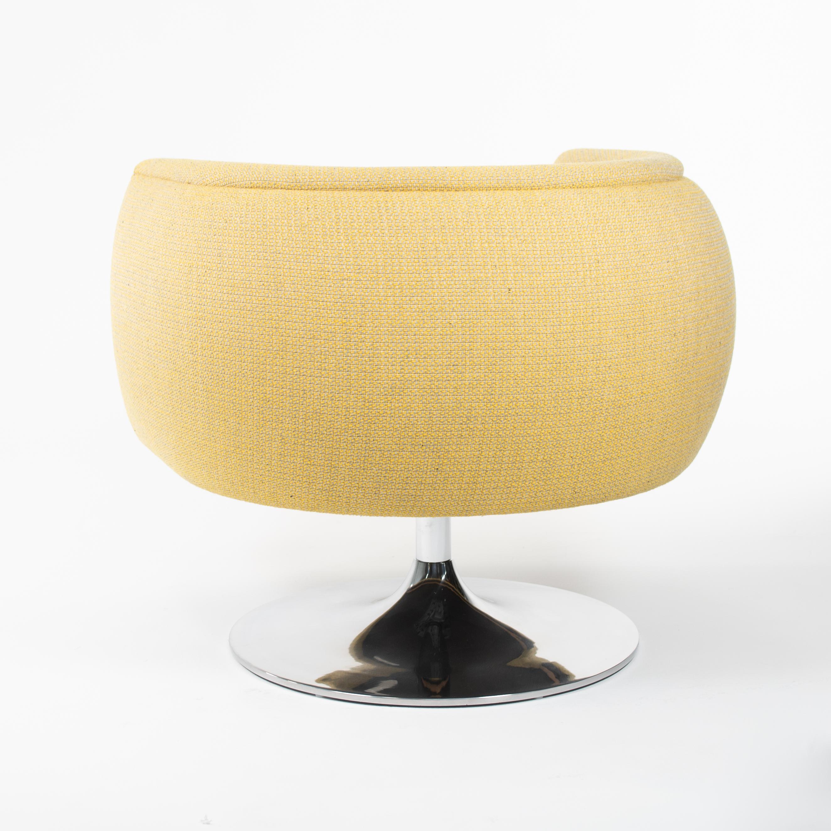 Aluminium Fauteuil pivotant Knoll Joe D'Urso de 2023 en tissu jaune en vente