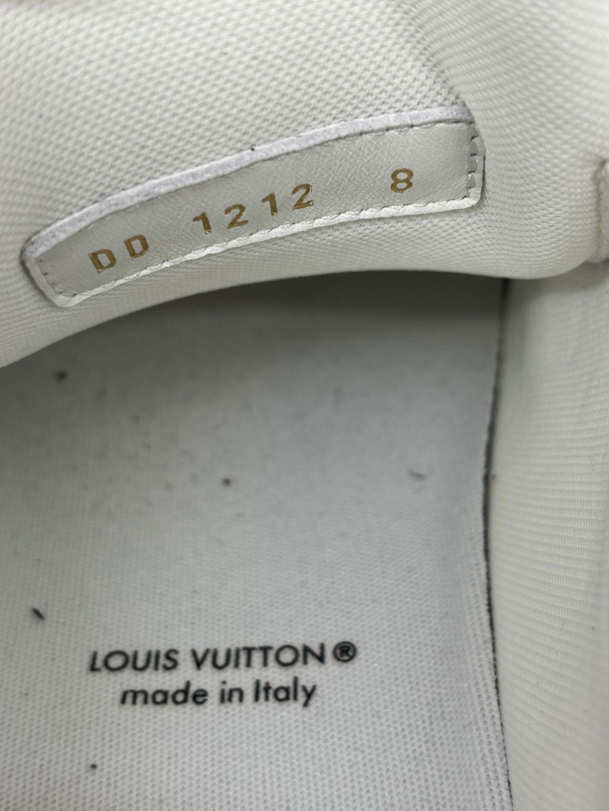 2023 Louis Vuitton x Yayoi Kusama White Leather Trainer Sneakers Excellent état - En vente à Jakarta, Daerah Khusus Ibukota Jakarta