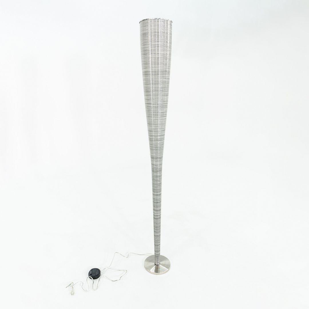 Metallo 2023 Marc Sadler per Foscarini Lampada da terra Mite in nero e cromo in vendita