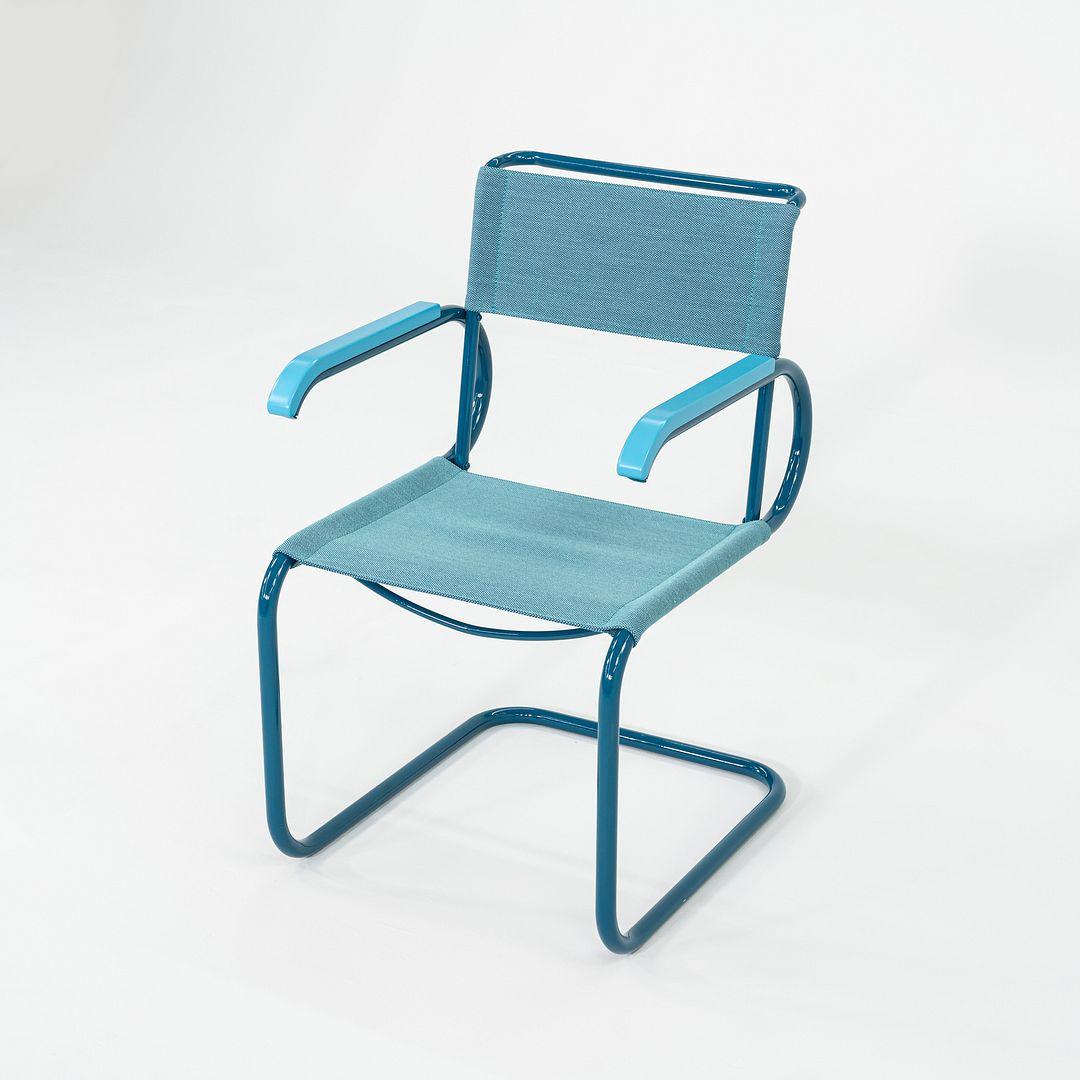2023 Marcel Breuer per Tecta D40 Poltrona da pranzo con tessuto e struttura blu in vendita 5